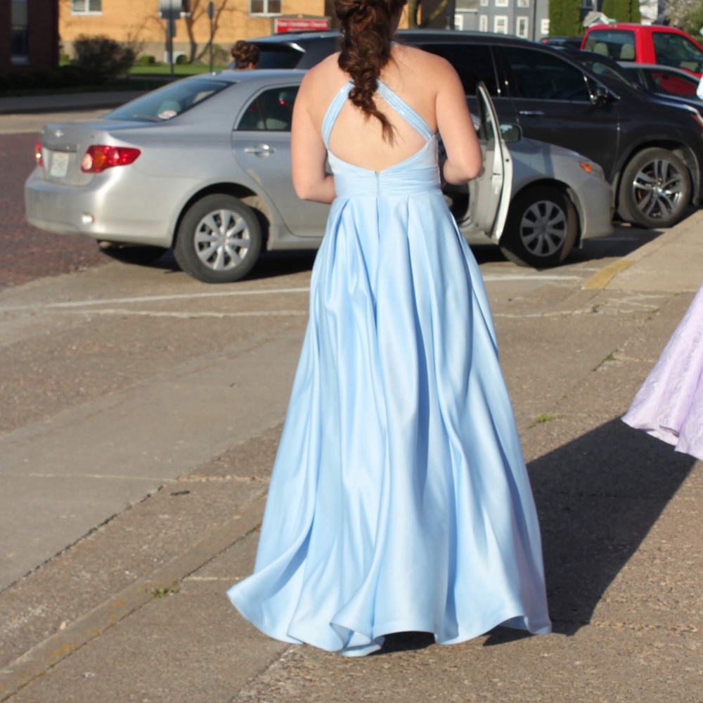 Clarissa sz 4 ballgown Cinderella Blue